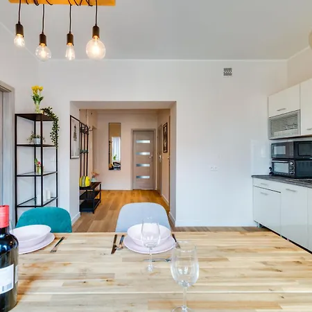 Apartment Szeroka Prostywynajem *